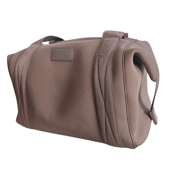 Medium Lando Neoprene Carryall Bag - Picture 3 of 15